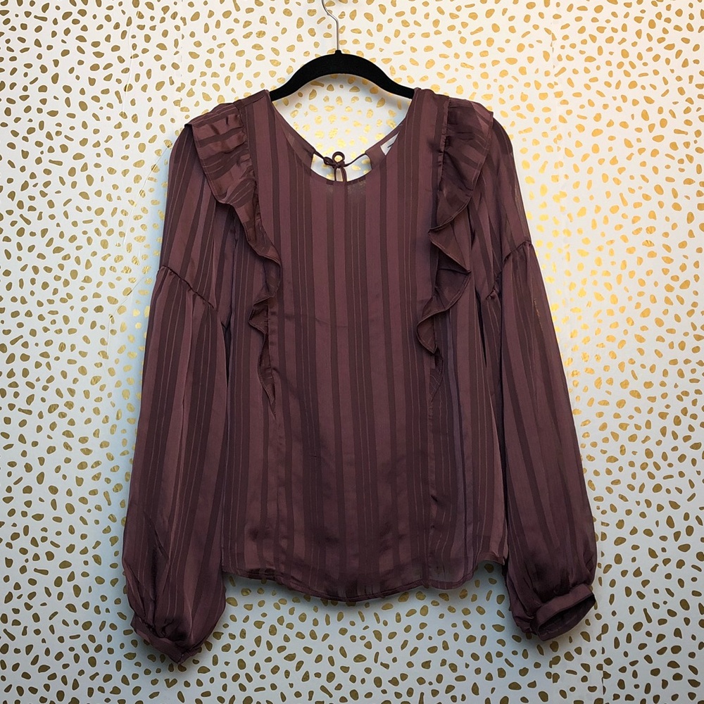Lush ruffled top